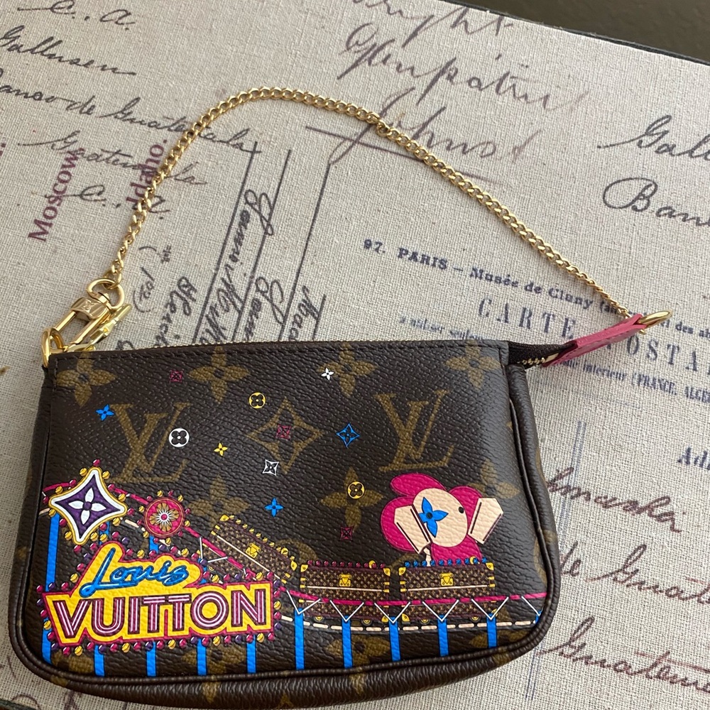 Louis Vuitton 2020 Animation Mini Pochette